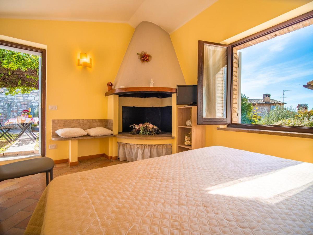 Terrazza Santa Chiara Hotel Assisi Eksteriør billede